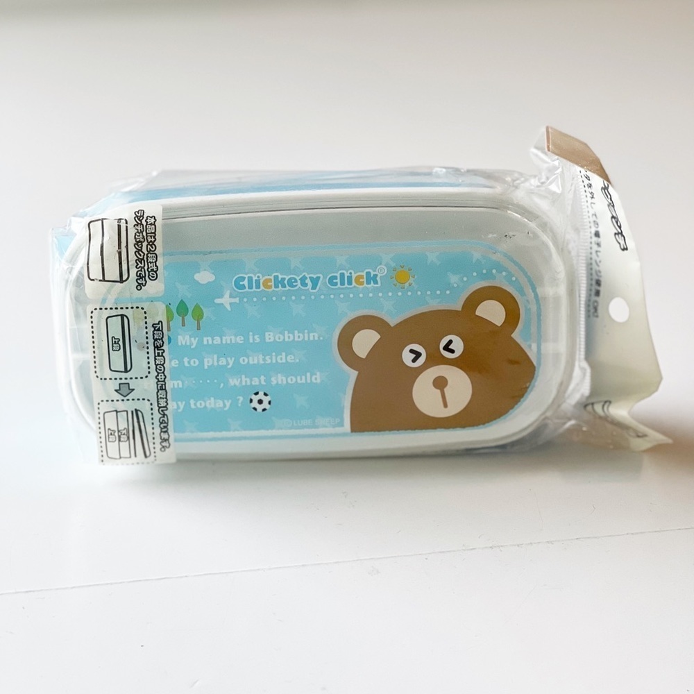 Japanese 2 layer‎ clickety click bear bento box